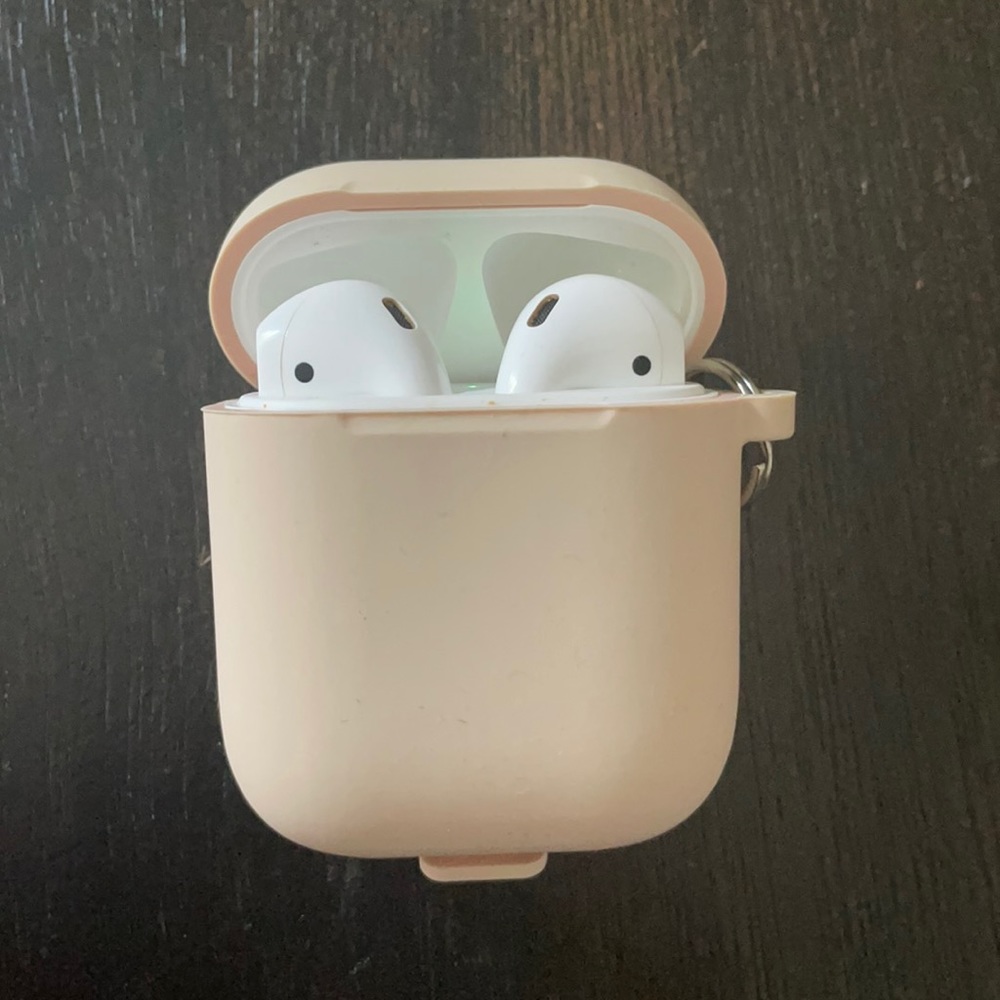 Apple AirPods